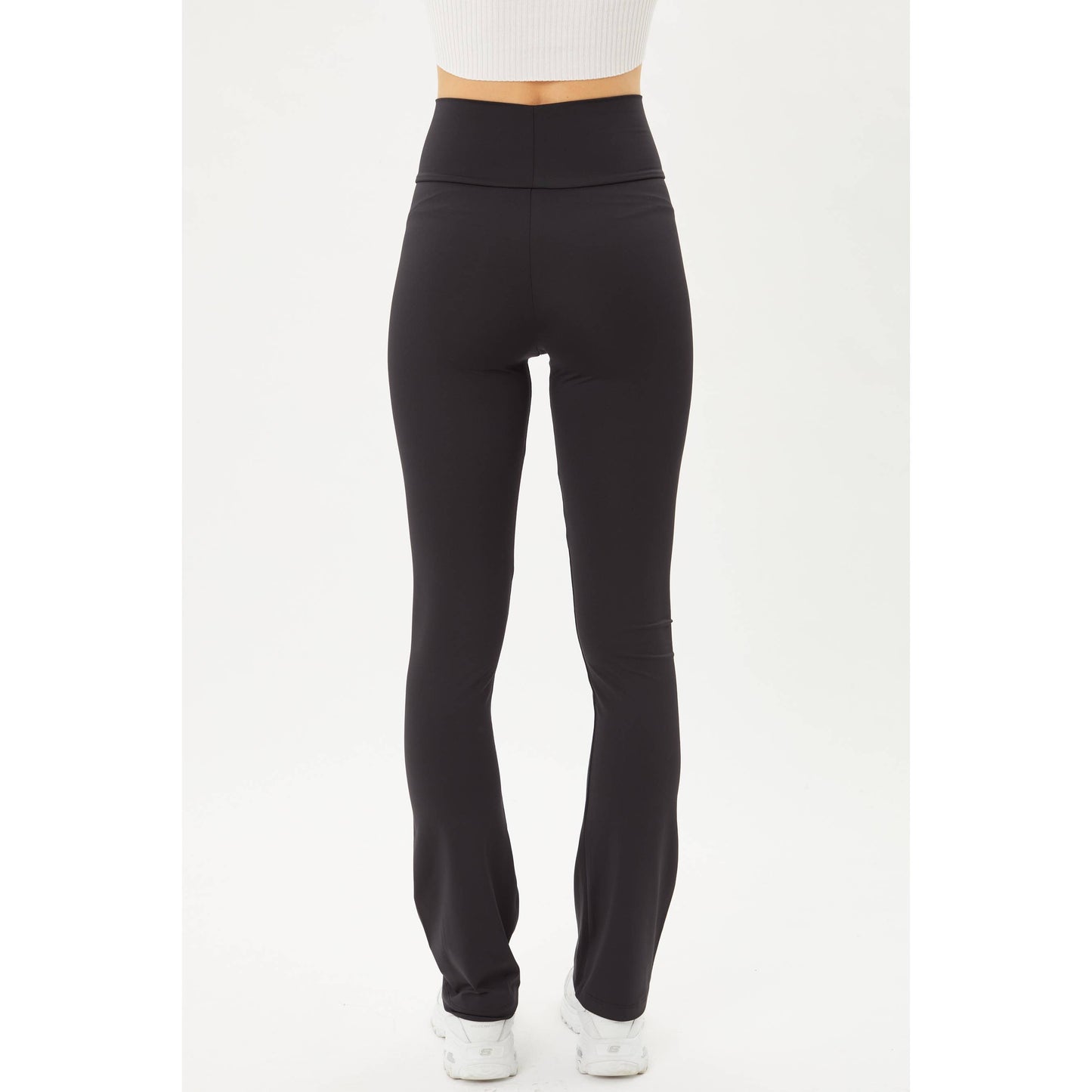 High Waist Seamless Flare Leggings: BLACK / S