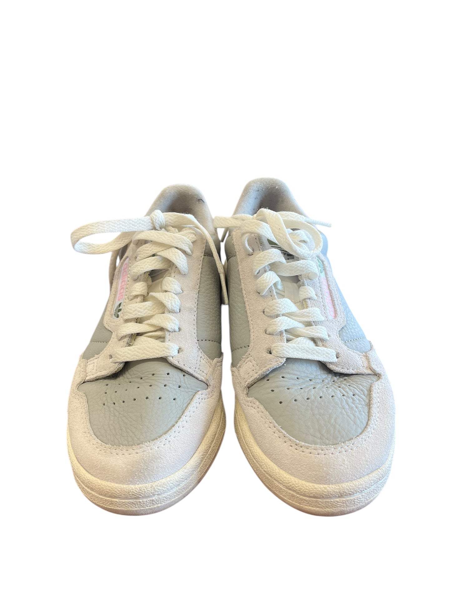 gray and white Adidas Sneakers, 5