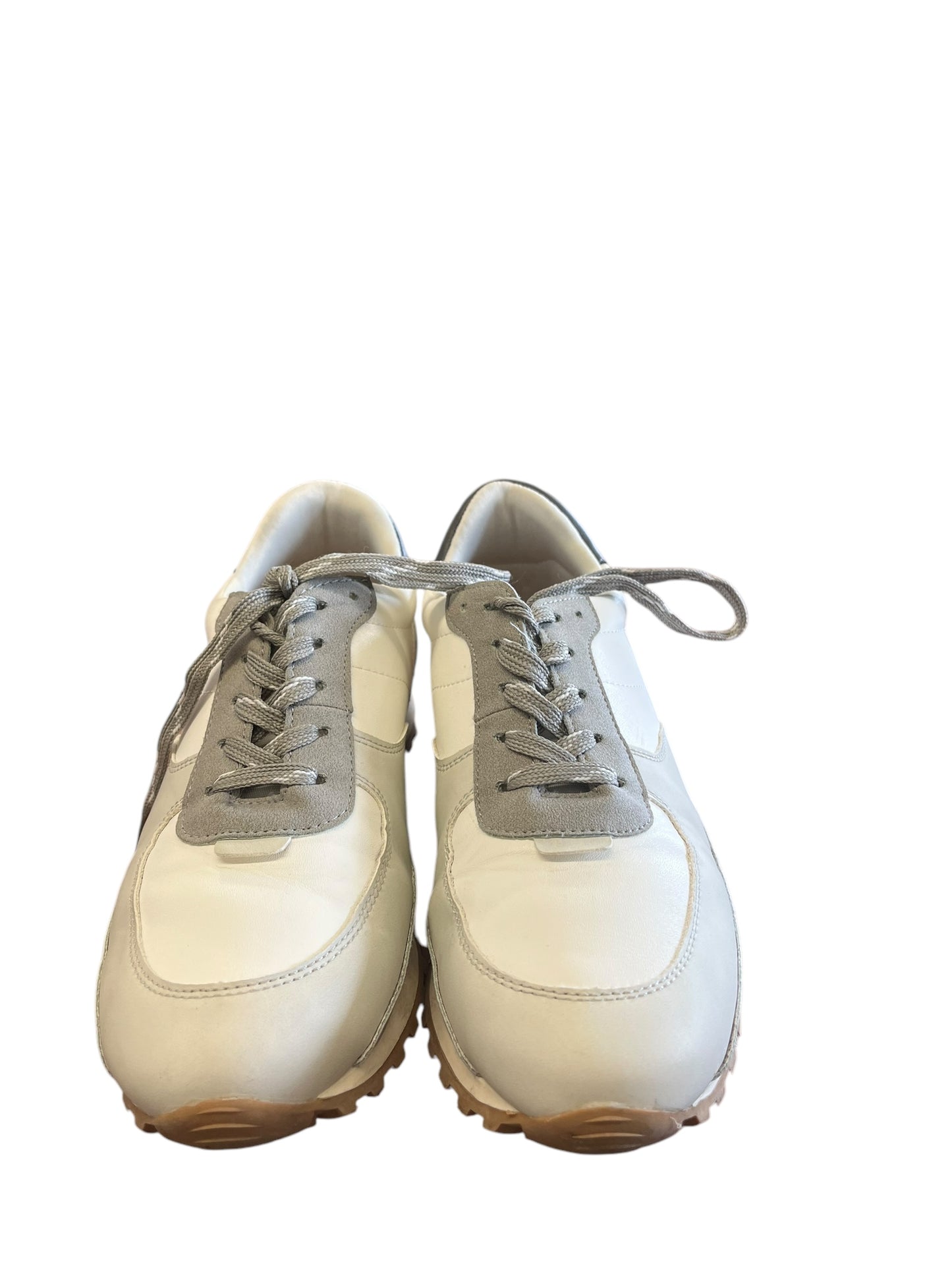 gray and white Universal Thread Sneakers, 7