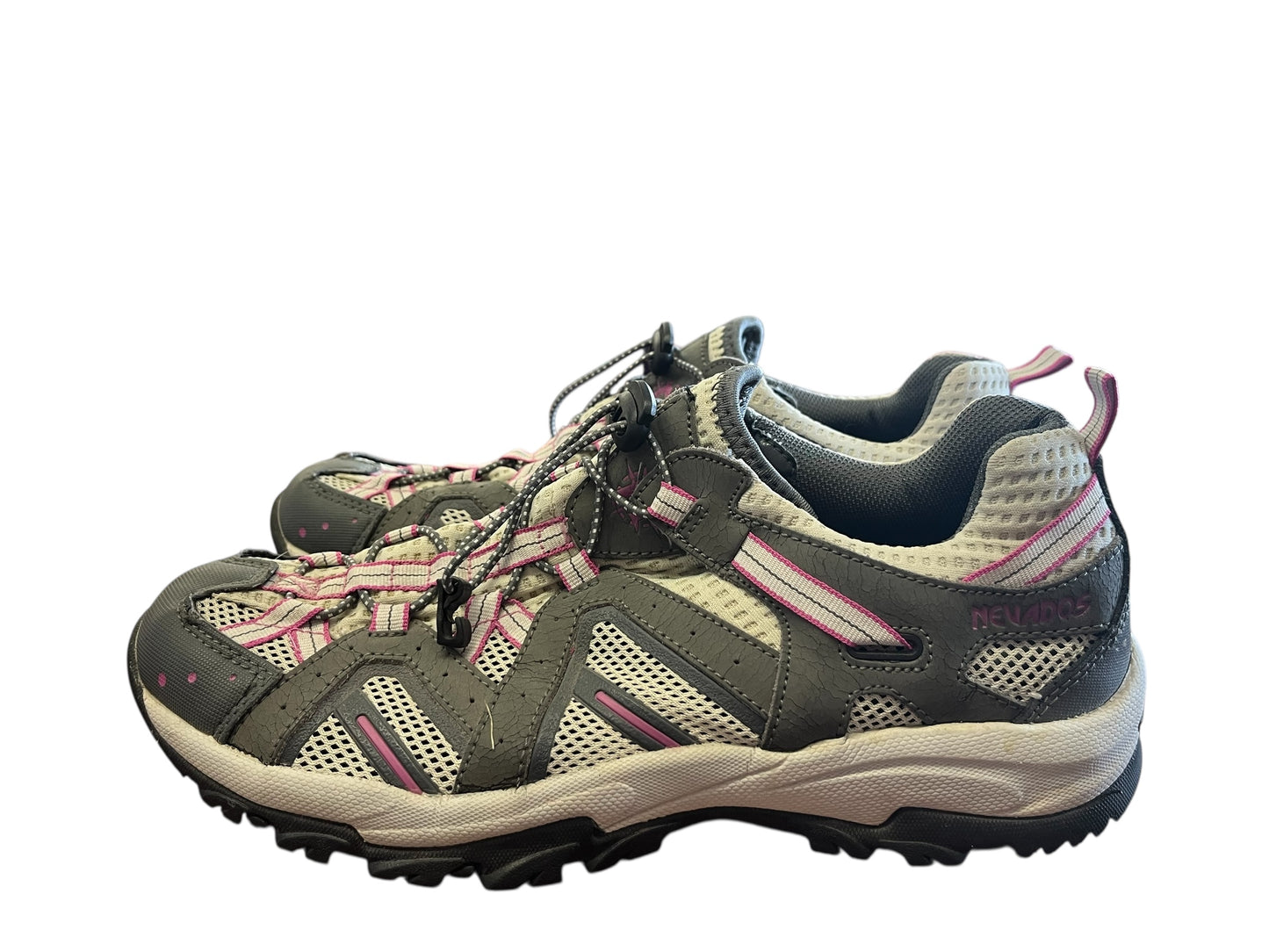 Gray Nevados Sneakers, 11