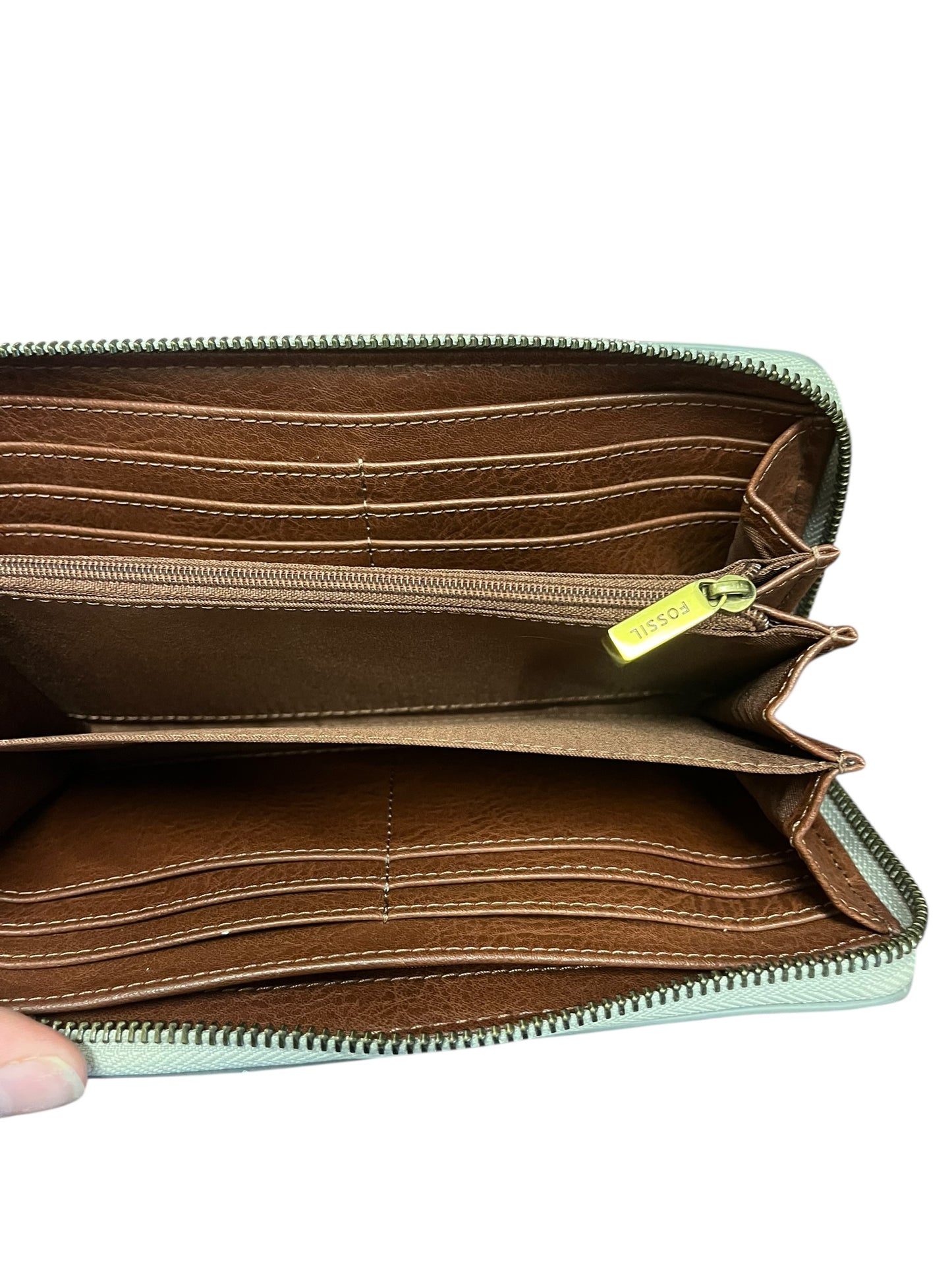 beige Fossil wallet