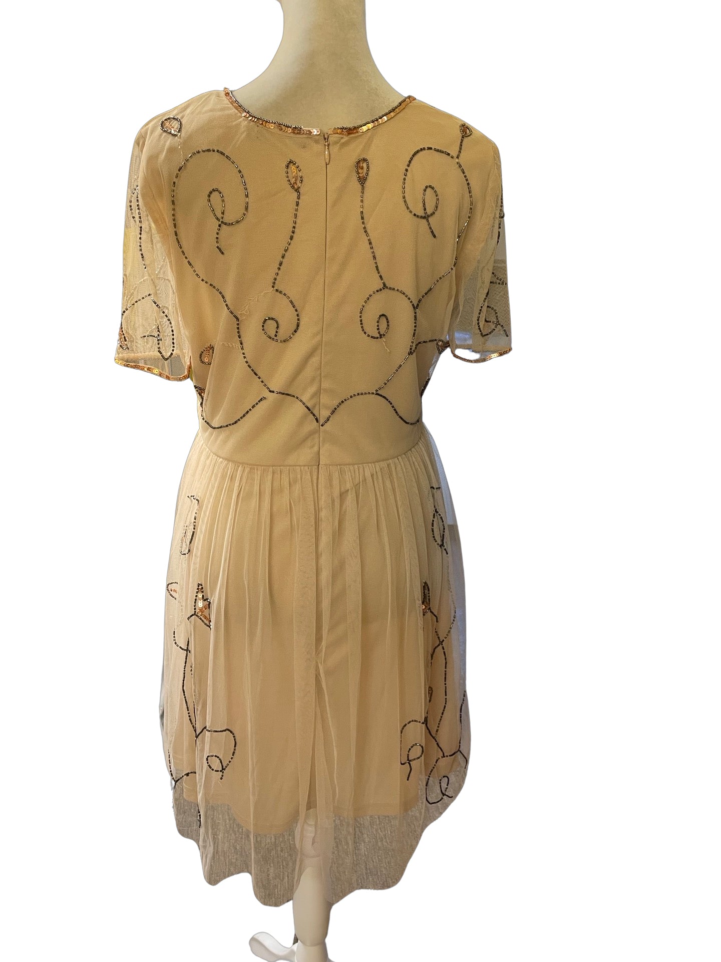 Size 4 Boohoo Formal Wear