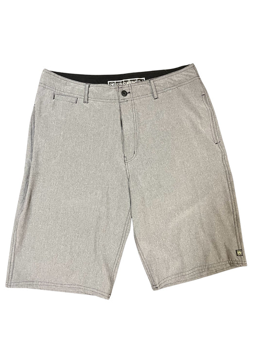Size 34 Ocean Current Shorts