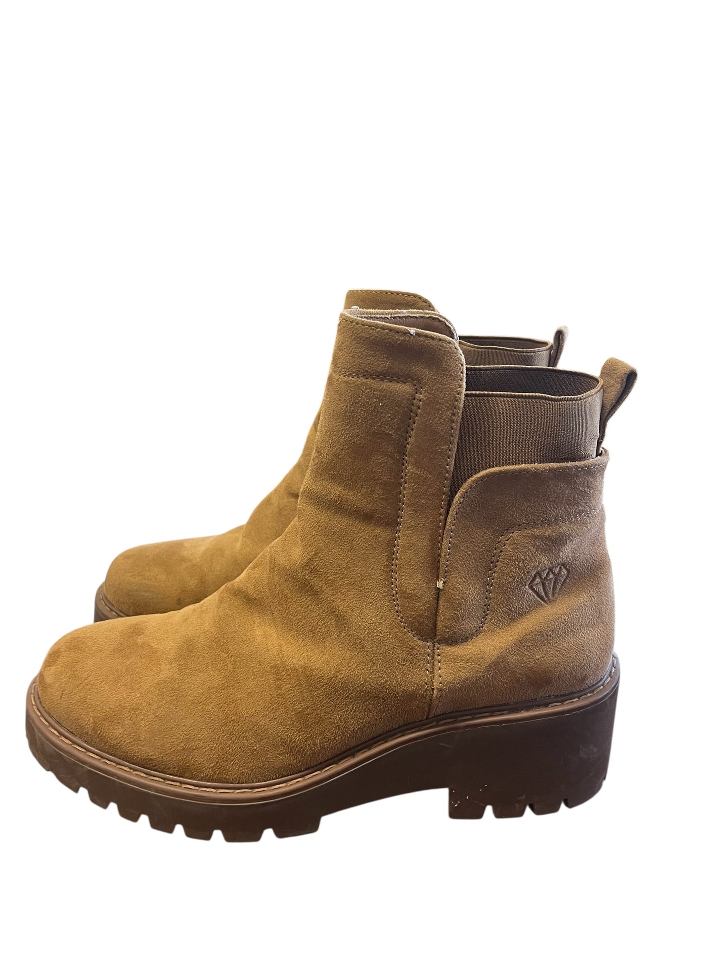 Tan Rock & Candy Boots, 9