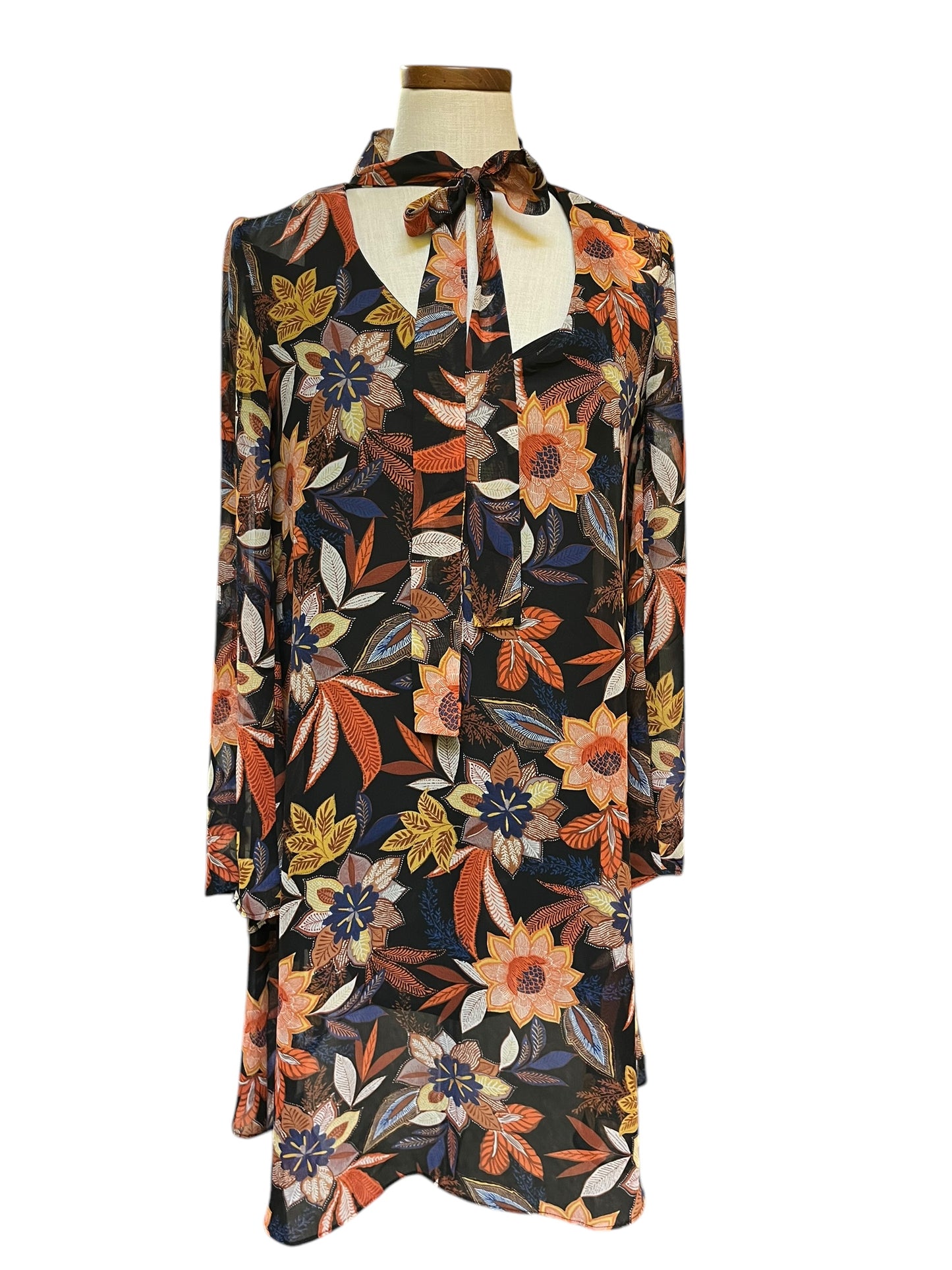 black floral Beige by Eci Dress, 4
