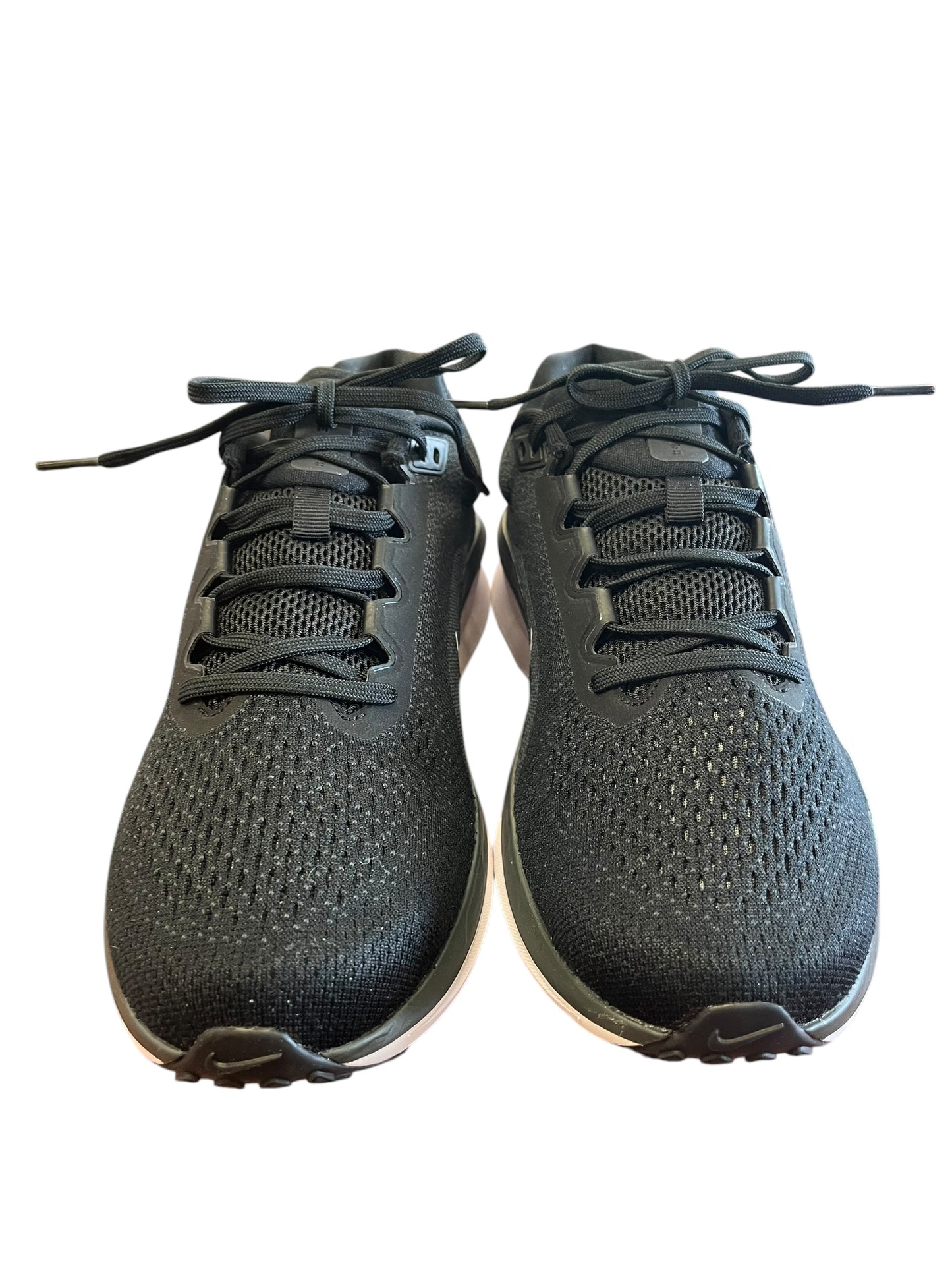 Black Nike Sneakers, 11