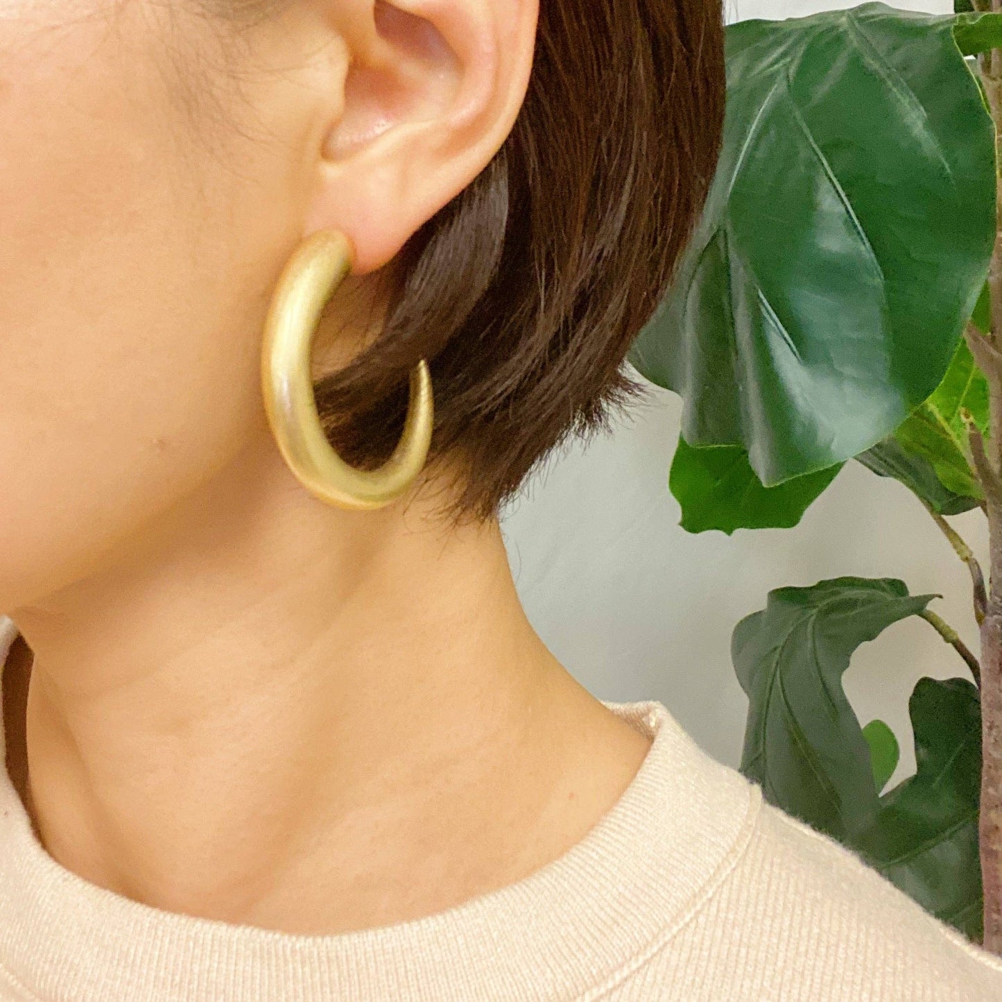 So Smooth Daily Hoop Earrings: Gold
