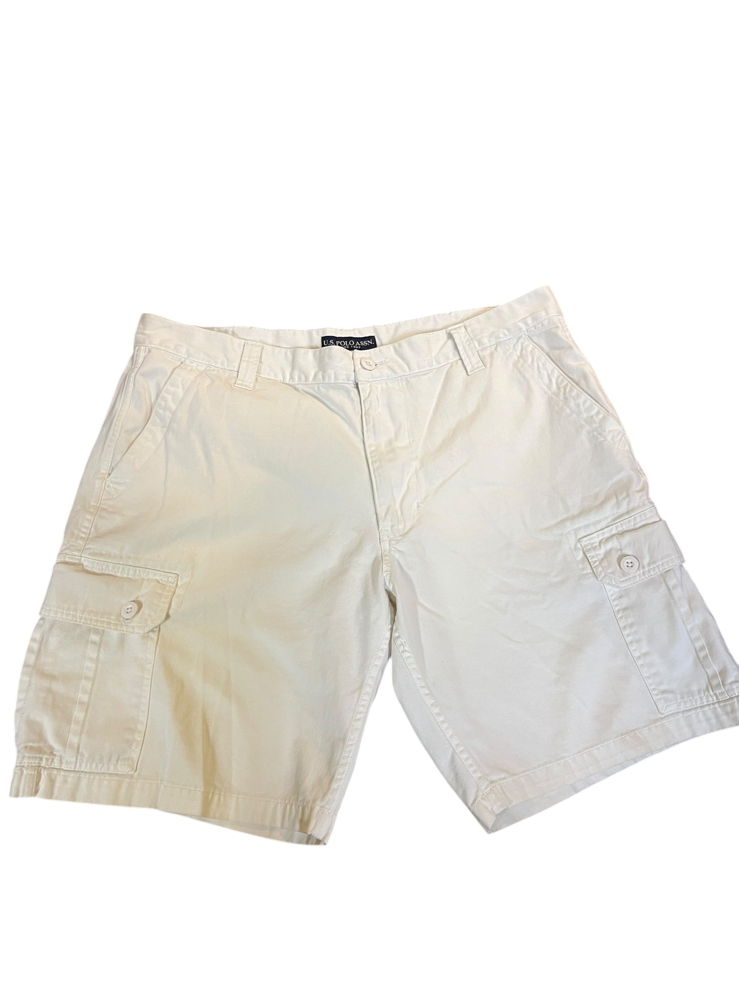 White U.S. Polo Assn shorts, 40