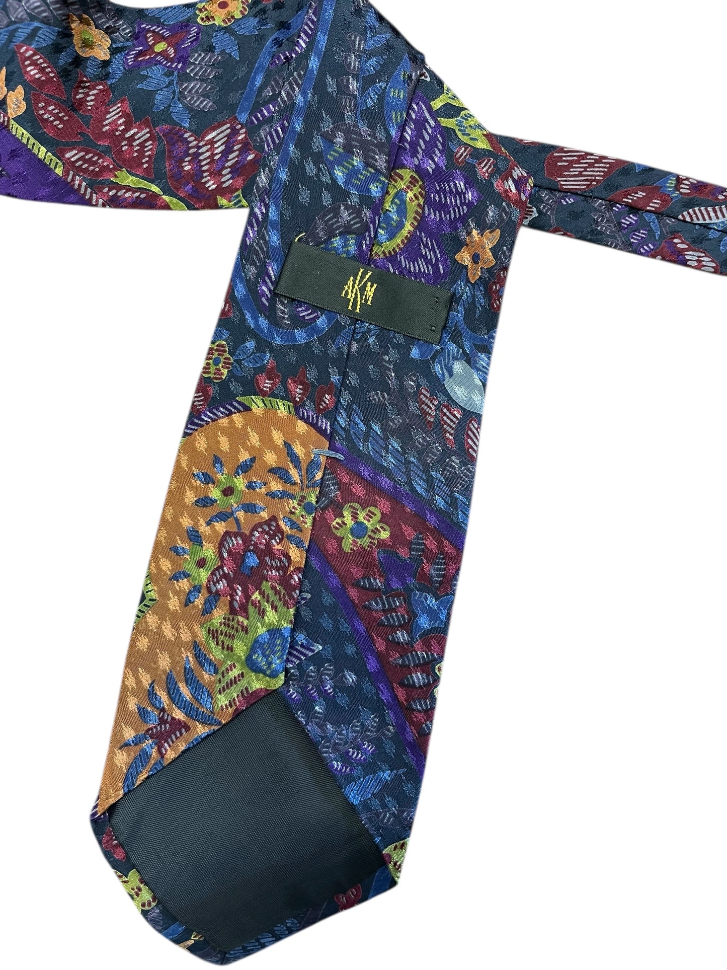 Multi AKM tie