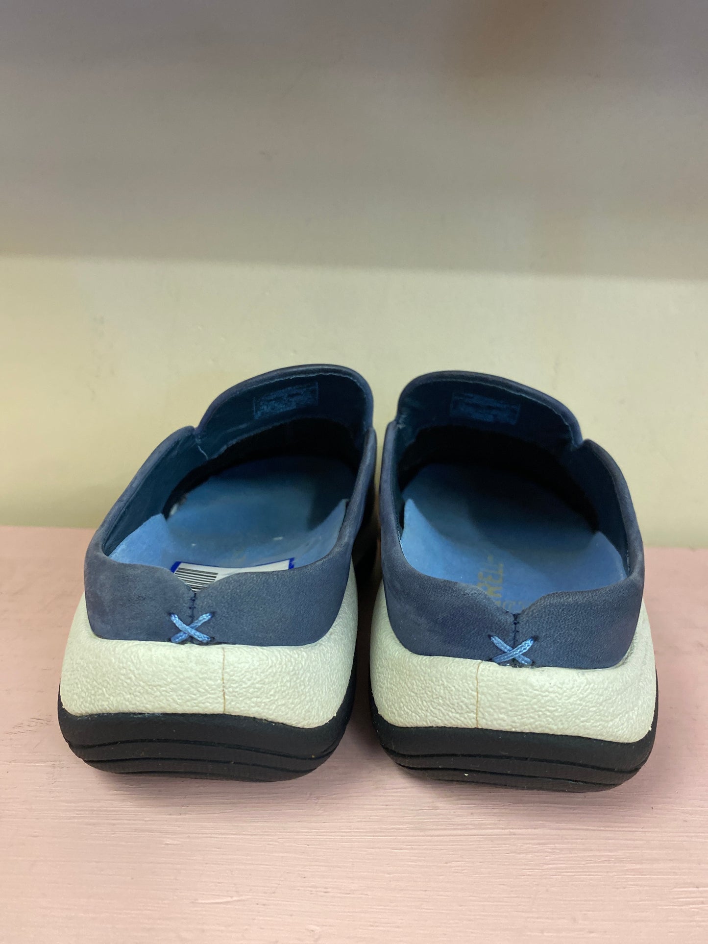 blue Merrell shoes, 7.5