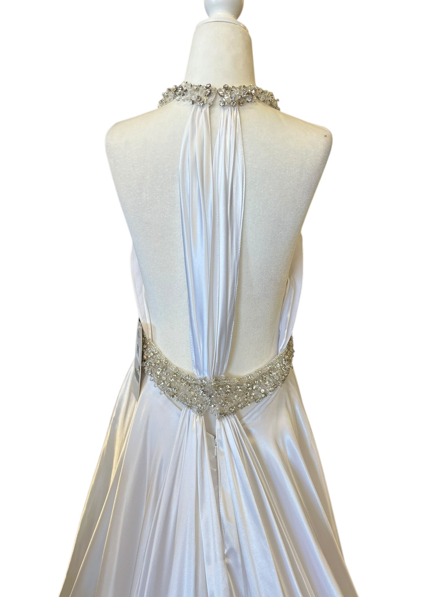 White Dere Kiang Formal Dress, 10
