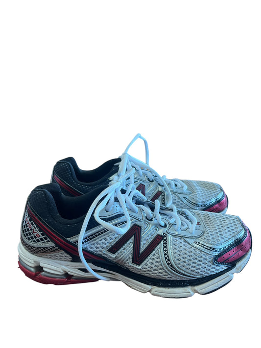 Gray New Balance Sneakers, 7.5